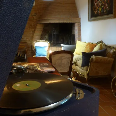 La Casa D'ambra Вилла Torre A Castello